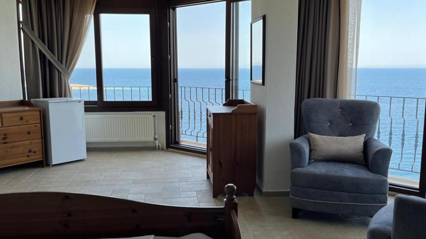 Nergis Hotel Karaburun  Eksteriør billede