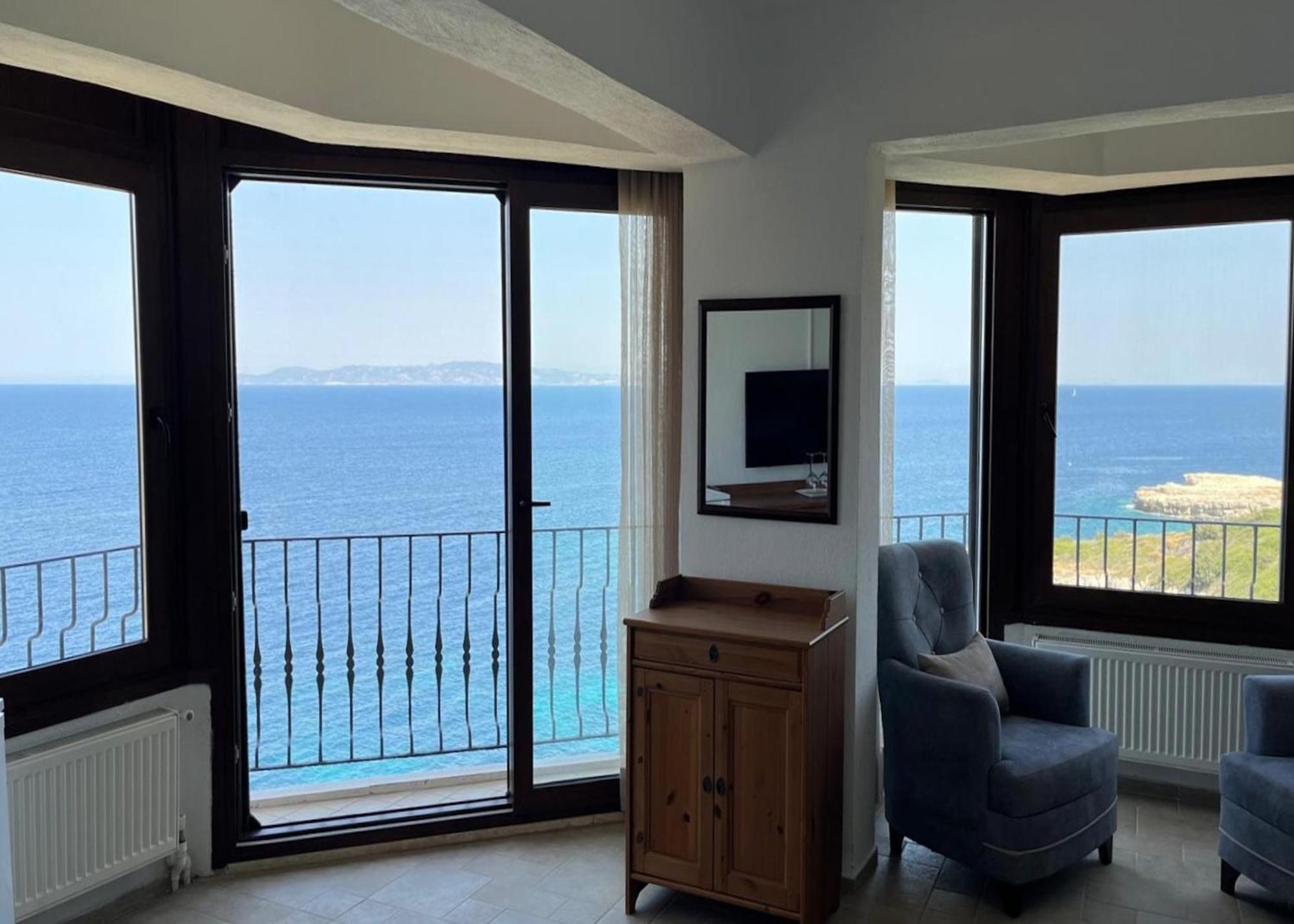 Nergis Hotel Karaburun  Eksteriør billede