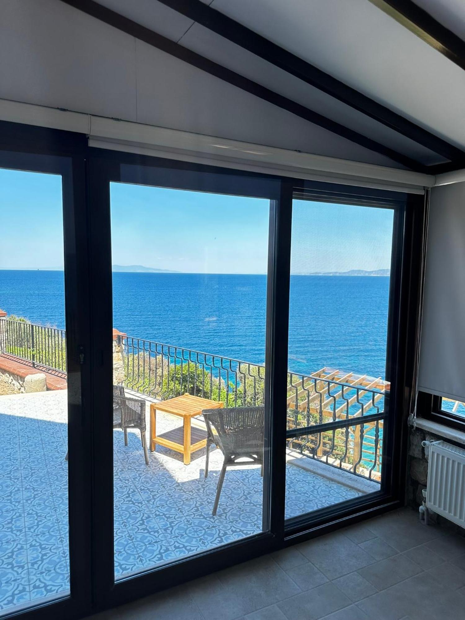 Nergis Hotel Karaburun  Eksteriør billede