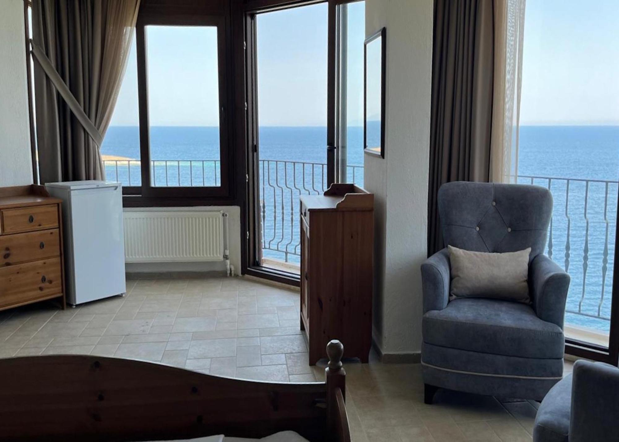 Nergis Hotel Karaburun  Eksteriør billede