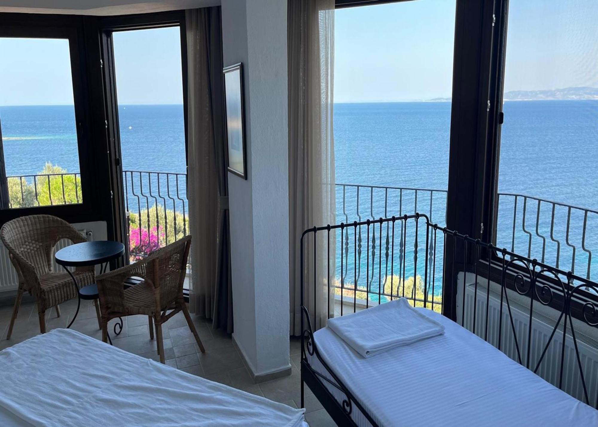 Nergis Hotel Karaburun  Eksteriør billede