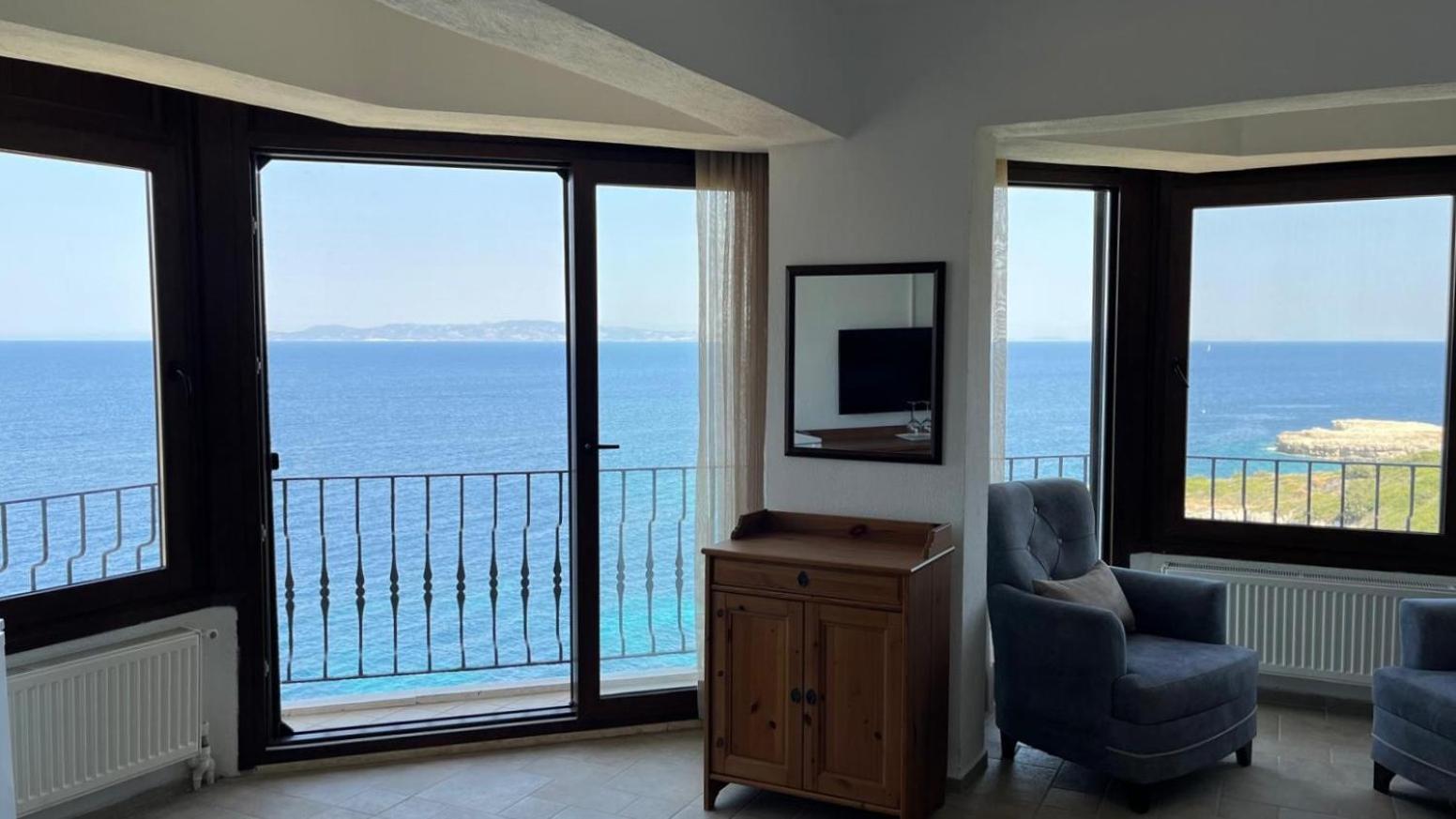 Nergis Hotel Karaburun  Eksteriør billede