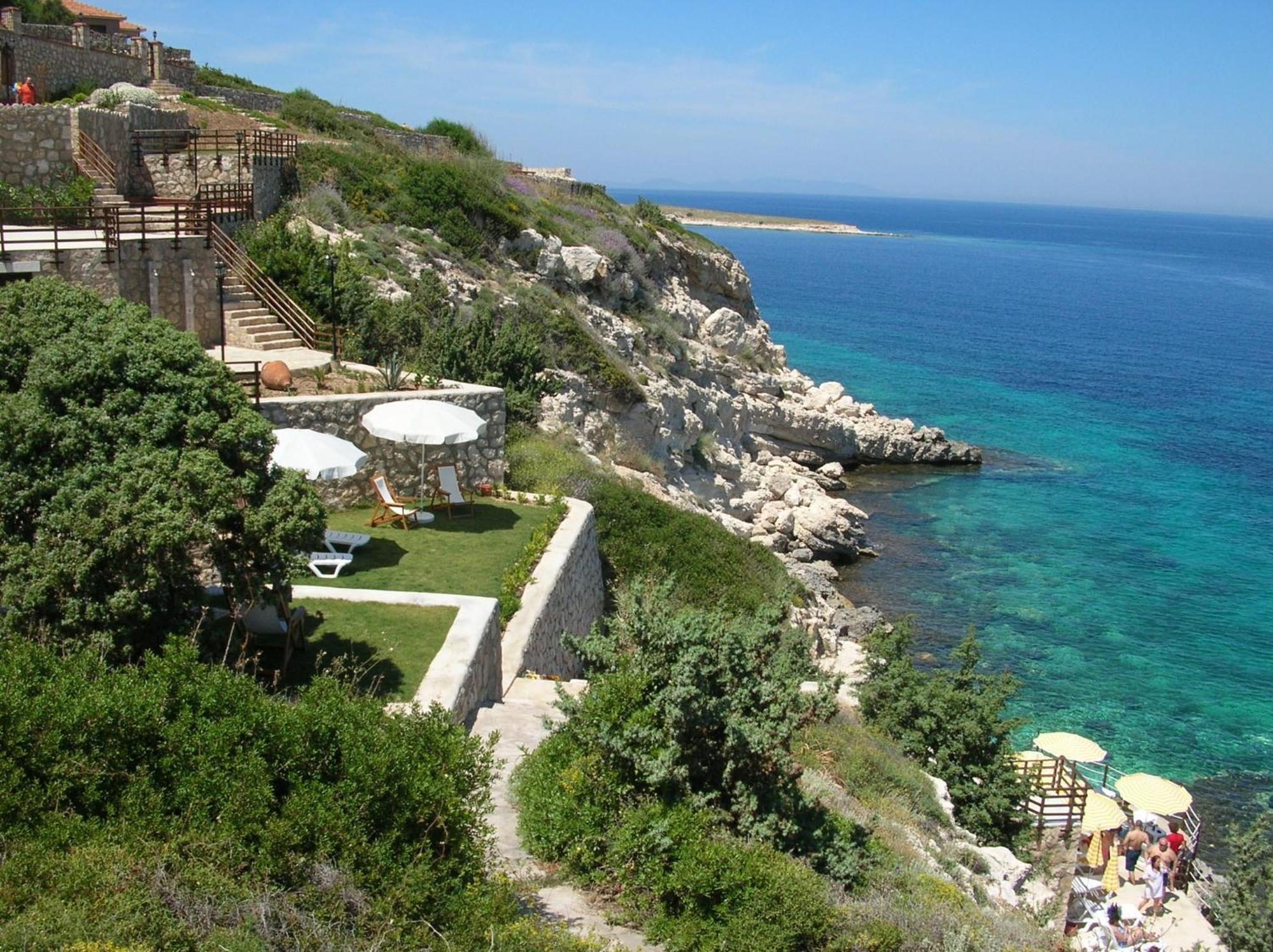 Nergis Hotel Karaburun  Eksteriør billede