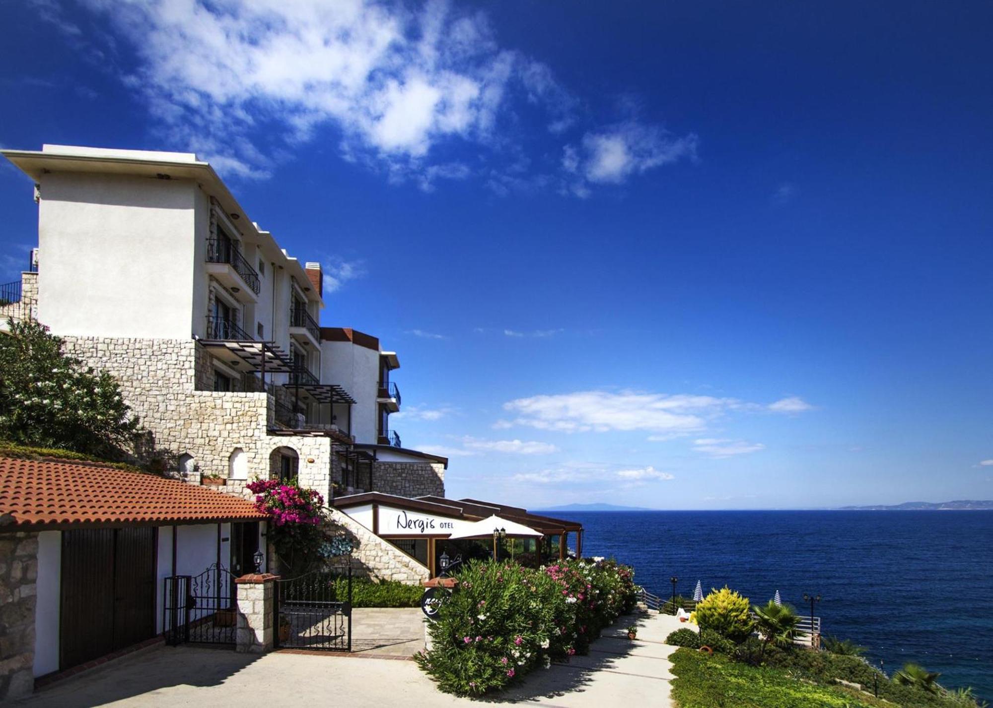 Nergis Hotel Karaburun  Eksteriør billede