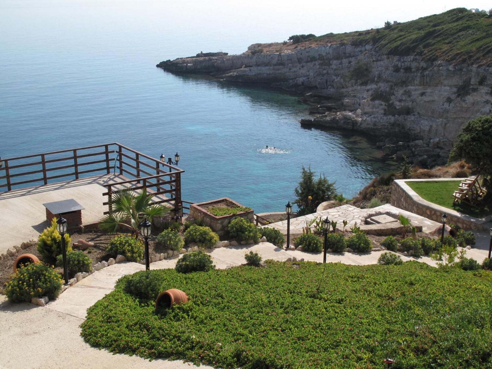 Nergis Hotel Karaburun  Eksteriør billede