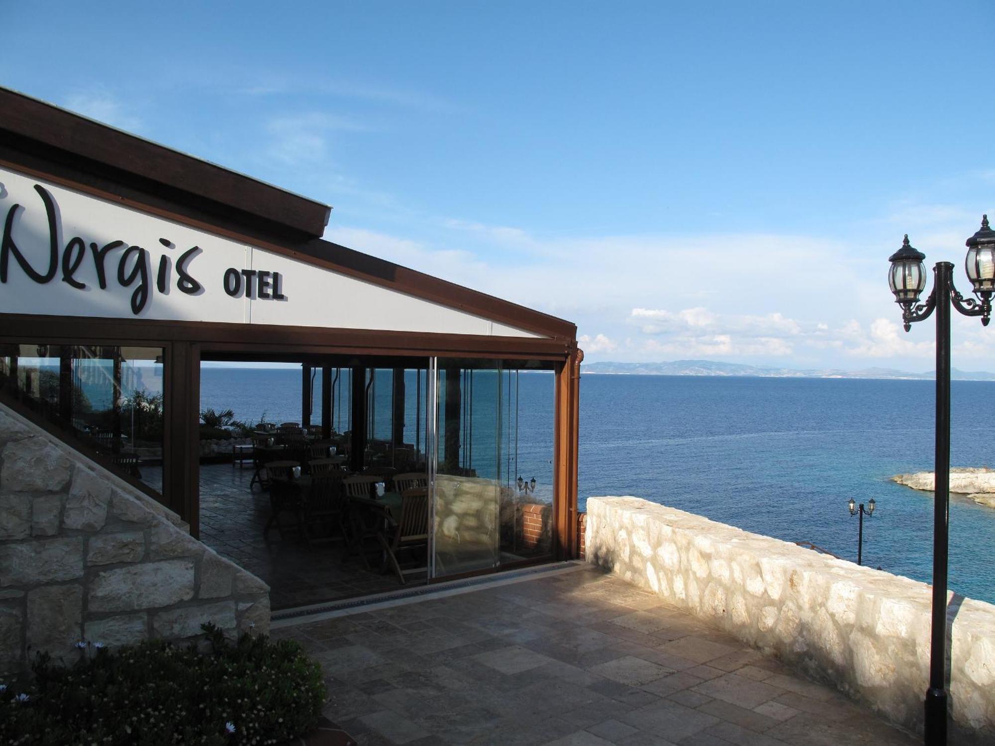 Nergis Hotel Karaburun  Eksteriør billede